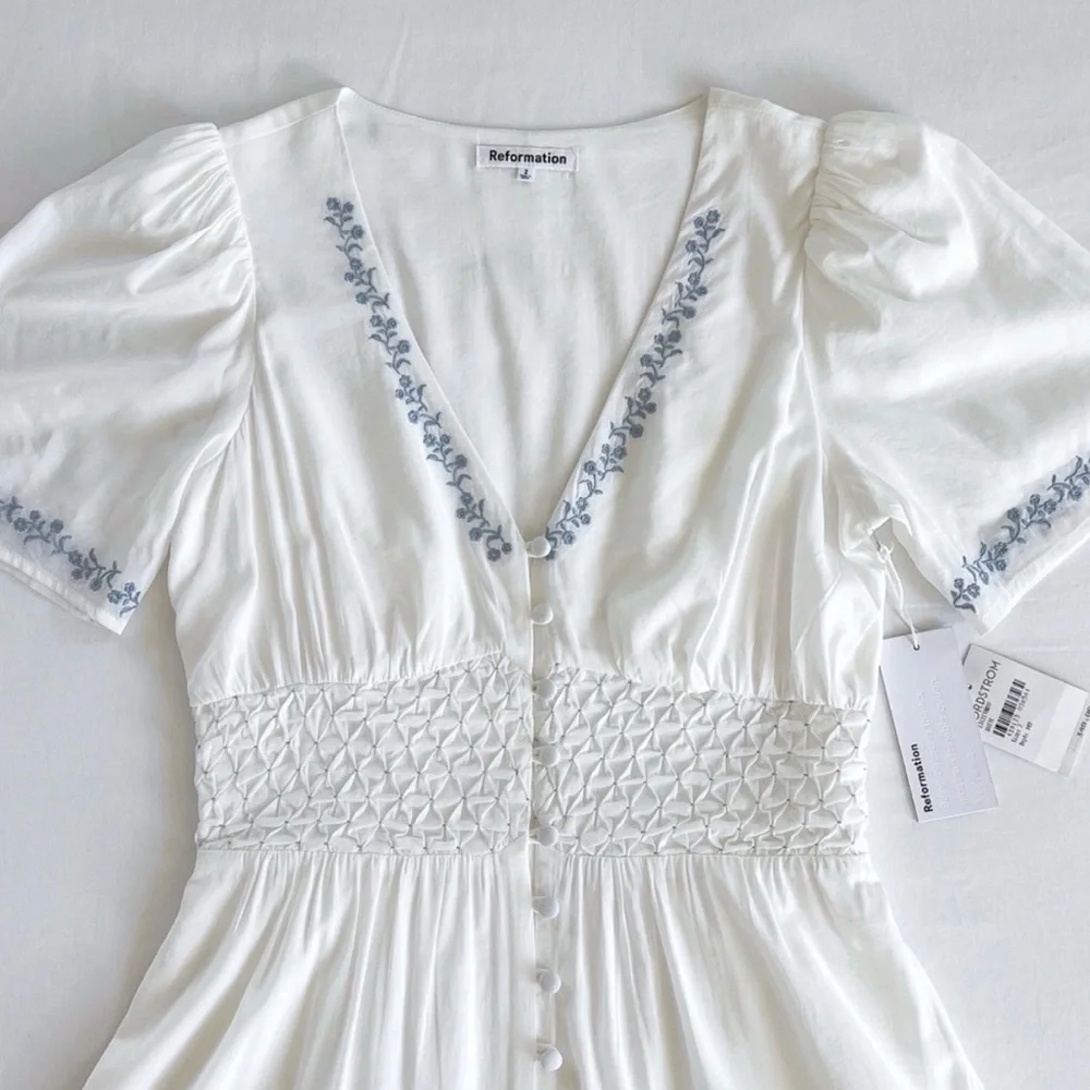 Reformation Kamryn Embroidered Smocked Waist Midi Dress Size 2 NWT - Picture 7 of 8